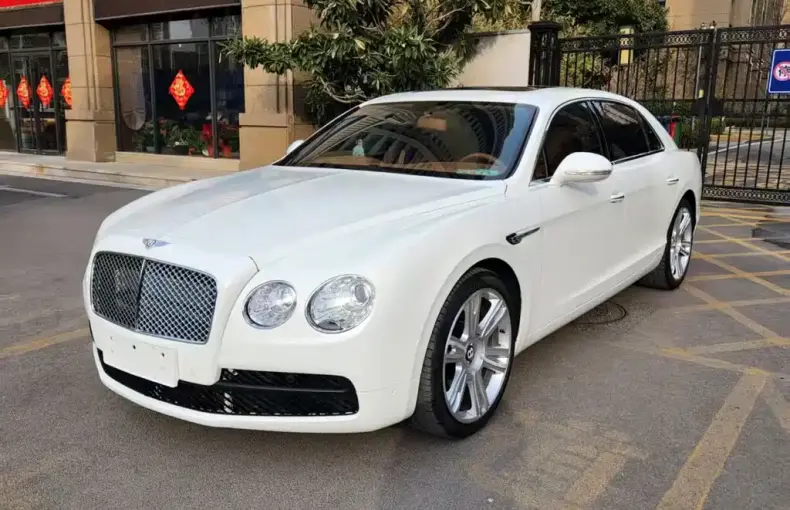 Bentley Flying Spur 2017 из Китая