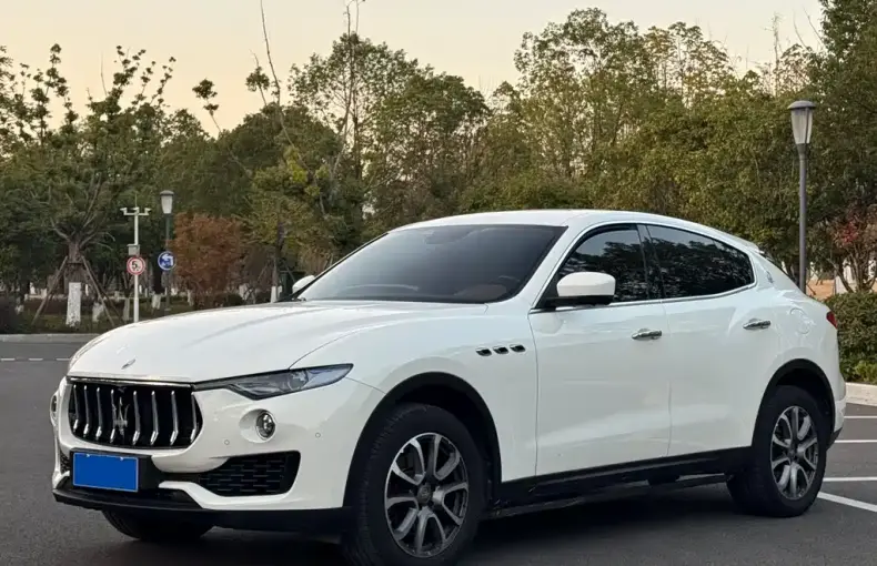 Maserati Levante 2019 из Китая
