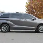 Toyota Sienna 2022 249 л.с. из Китая