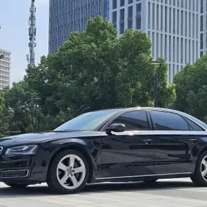 Audi A8 2012 290 л.с. из Китая