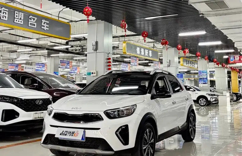 Kia KX1 2024 из Китая