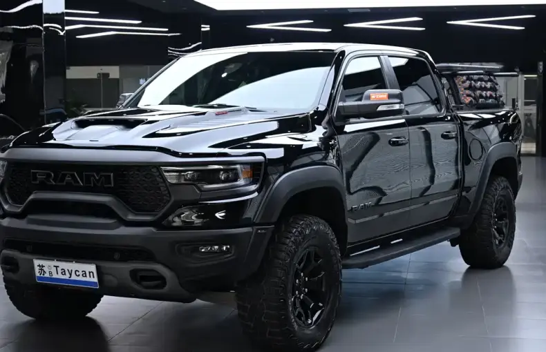 RAM Ram Trucks 2023 из Китая