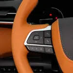 Toyota Granvia 246 л.с. из Китая