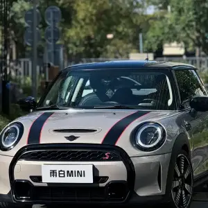 MINI Mini 2021 192 л.с. — лот 56699536 из Китая