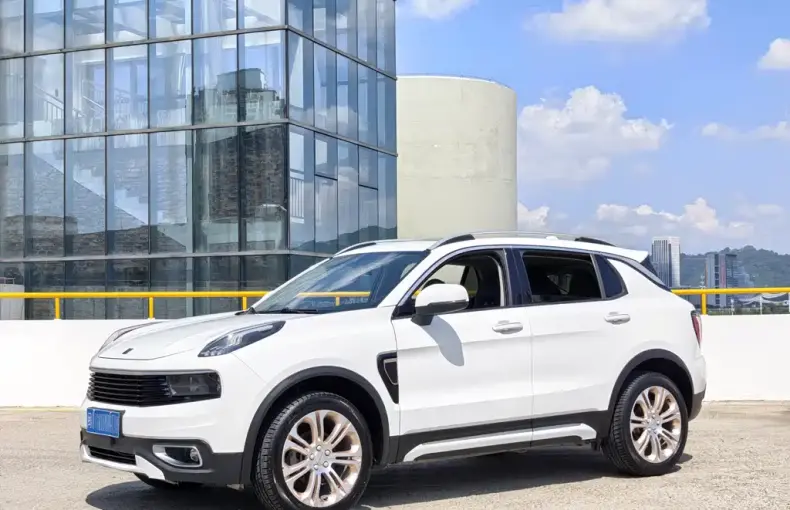 Lynk & Co 01 2019 из Китая