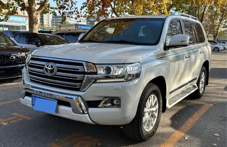 Toyota Land Cruiser 2016 из Китая