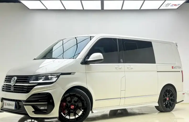Volkswagen Multivan 2018 из Китая