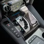 Lexus LM 2022 163 л.с. из Китая