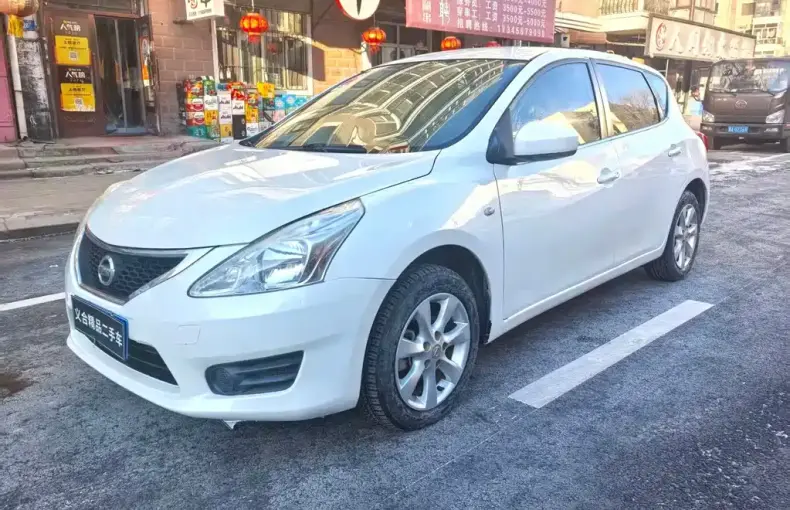 Nissan Tiida 2015 из Китая