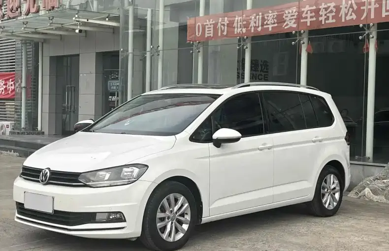 Volkswagen Touran 2018 из Китая