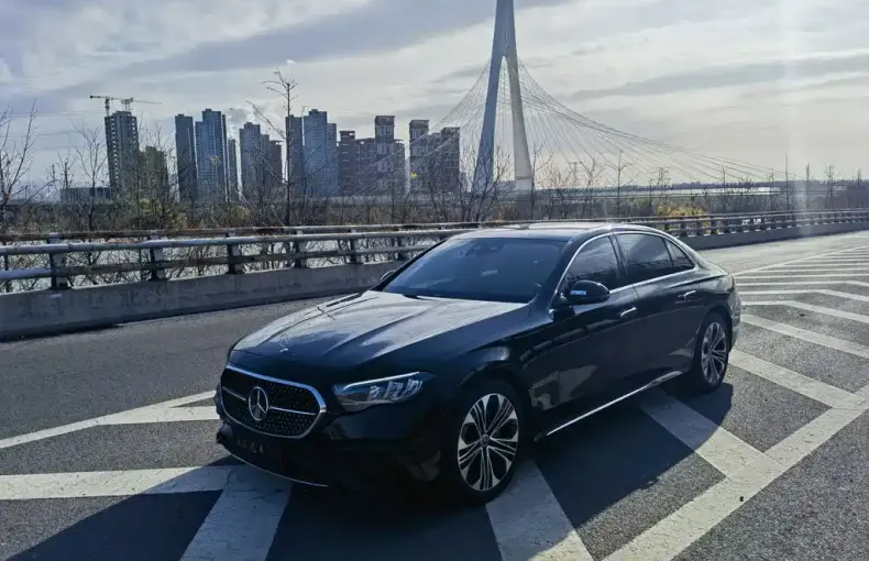 Mercedes-Benz E-Class 2024 из Китая