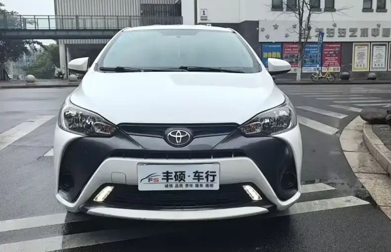 Toyota Yaris L 2018 из Китая