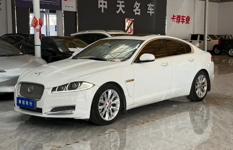 Jaguar XF 2015 из Китая