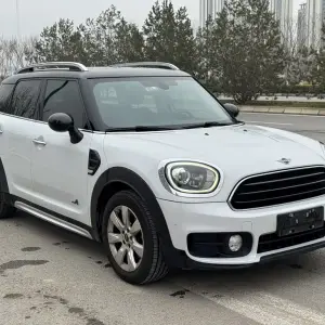 MINI Mini Countryman 2019 136 л.с. — лот 57623033 из Китая
