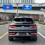 Bentley Bentayga 2021 550 л.с. — лот 57552218 из Китая