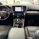Toyota Alphard 2022 из Китая