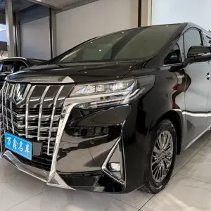 Toyota Alphard 2022 из Китая