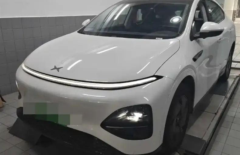 XPeng G6 2025 из Китая
