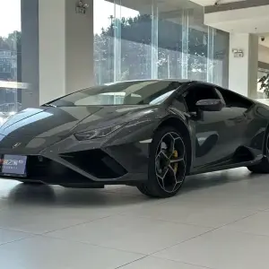 Lamborghini Huracán 2022 611 л.с. 611 л.с. 611 л.с. из Китая