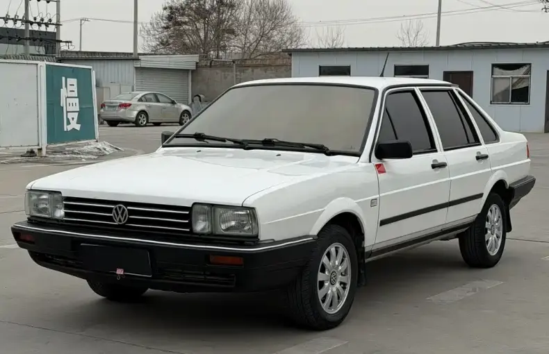 Volkswagen Santana Classic 2013 из Китая