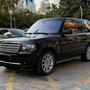Land Rover Range Rover 2011 510 л.с. из Китая