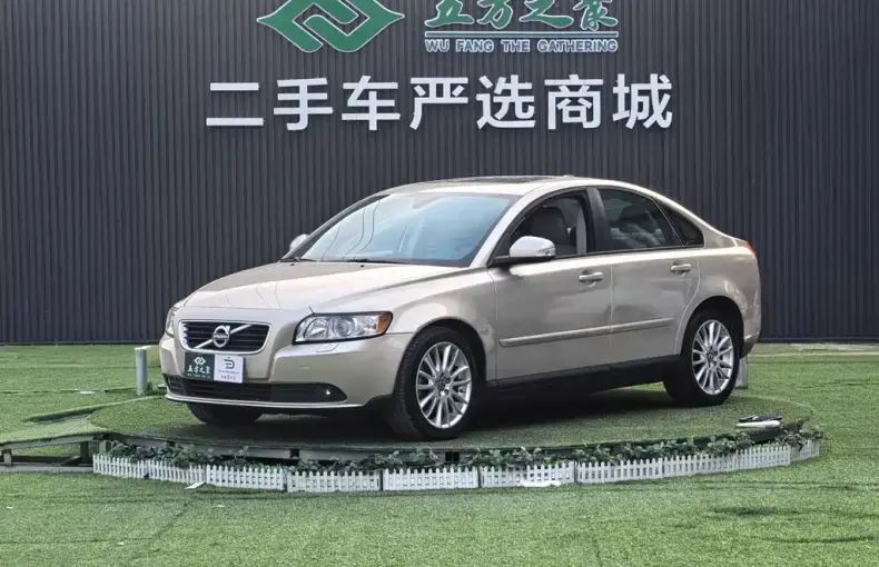 Volvo S40 2011 из Китая