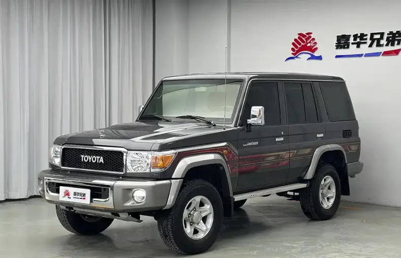 Toyota Land Cruiser 2023 из Китая
