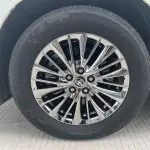 Toyota Alphard 2023 из Китая