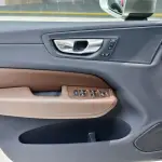 Volvo XC60 2025 250 л.с. — лот 57605629 из Китая