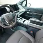 Toyota Granvia 2025 из Китая