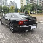 Volvo S90 2021 250 л.с. — лот 57155848 из Китая