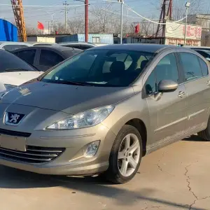 Peugeot 408 2011 из Китая