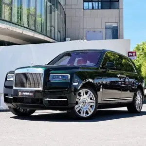 Rolls-Royce Cullinan 2023 из Китая