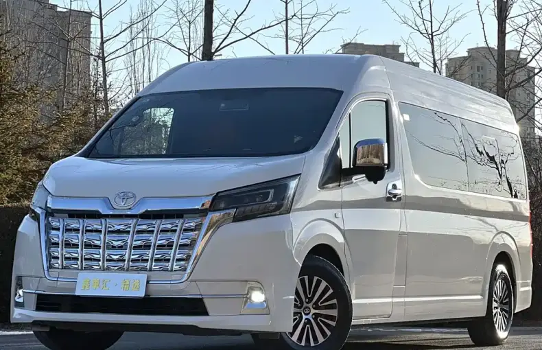 Toyota Hiace 2024 из Китая
