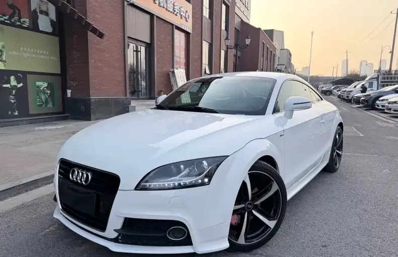 Audi TT 2014 из Китая