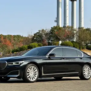 BMW 7 Series 2021 из Китая
