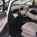 XPeng X9 2024 из Китая