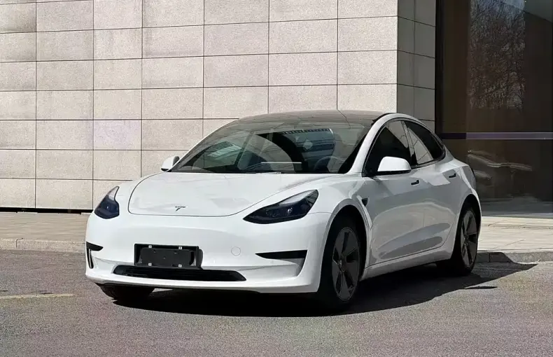 Tesla Model 3 2023 из Китая