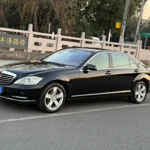 Mercedes-Benz S-Class 2009 из Китая