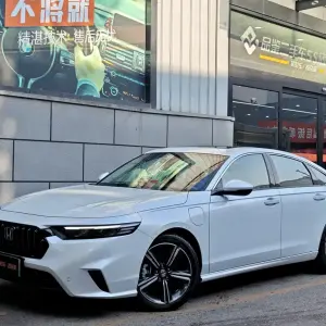 Honda Inspire PHEV 2025 из Китая