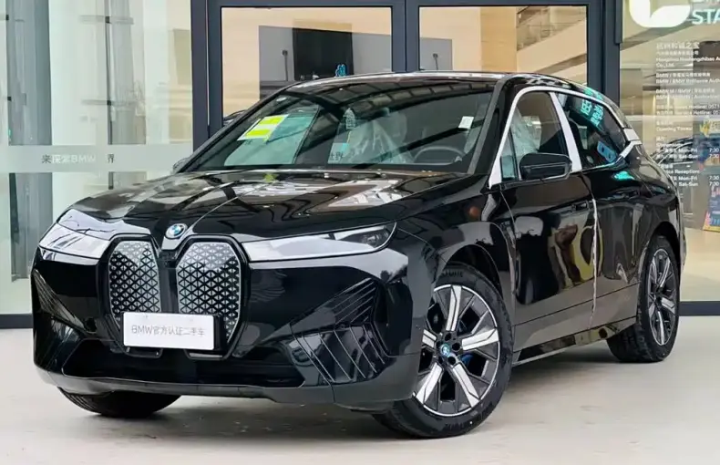 BMW iX из Китая