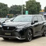 Toyota Crown Kluger 2023 из Китая