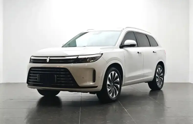 AITO 问界 AITO M7 2023 из Китая
