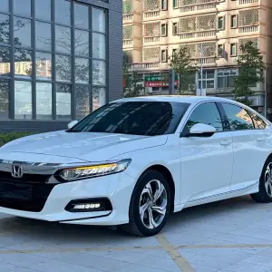 Honda Accord 2020 194 л.с. — лот 57432221 из Китая