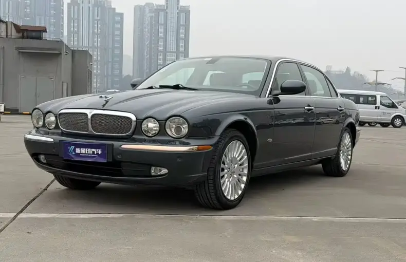 Jaguar XJ 2007 из Китая