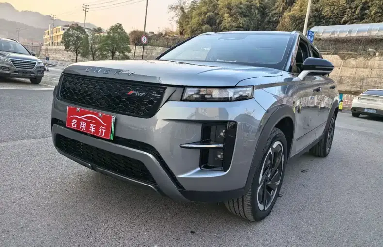 Chery 瑞虎7 C-DM 2025 из Китая