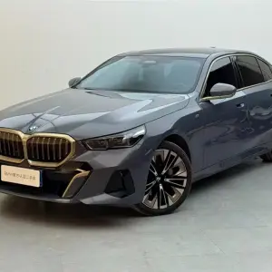 BMW 5 Series 2024 из Китая