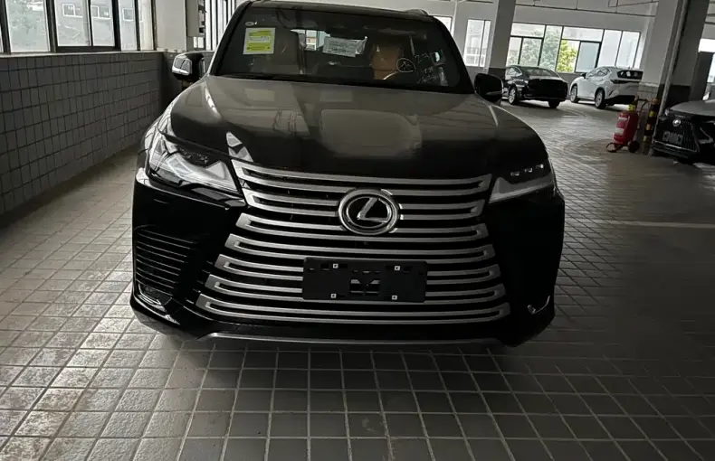 Lexus LX из Китая