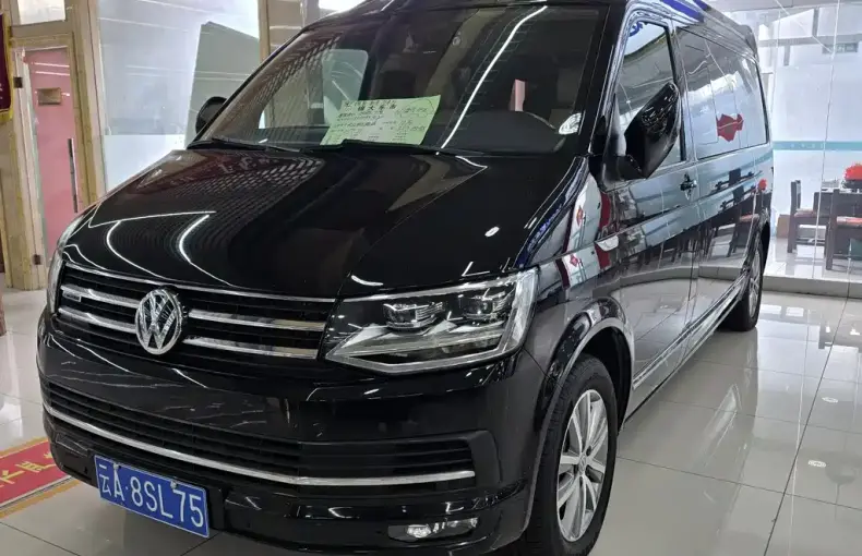 Volkswagen Caravelle 2017 из Китая