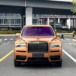 Rolls-Royce Cullinan 2021 из Китая
